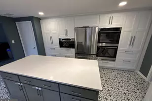 7000 Old Cabin Ln, Rockville, MD 20852 - Photo 2