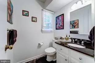 10108 Donegal Ct, Potomac, MD 20854 - Photo 14