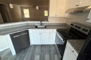 18715 Martins Landing Dr, Germantown, MD 20874 - Photo 6