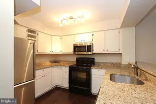 18112 Windsor Hill Dr, Olney, MD 20832 - Photo 16