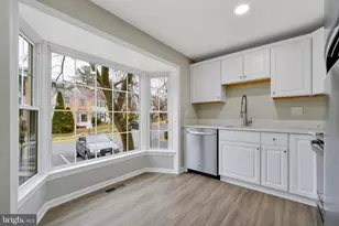 134 Sharpstead Ln, Gaithersburg, MD 20878 - Photo 2