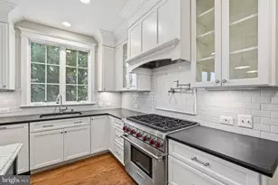 4517 Fairfield Dr, Bethesda, MD 20814 - Photo 6
