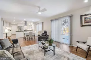 20901 Lochaven Ct, Gaithersburg, MD 20882 - Photo 10