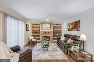 20901 Lochaven Ct, Gaithersburg, MD 20882 - Photo 8