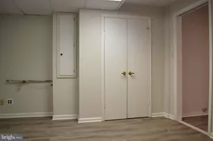 7407 Crestberry Ln, Bethesda, MD 20817 - Photo 30