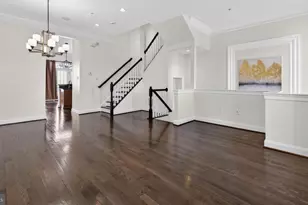 593 Cedar Spring St, Gaithersburg, MD 20877 - Photo 2