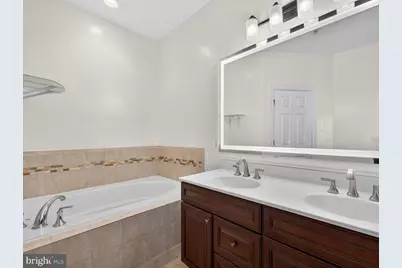 593 Cedar Spring Street, Gaithersburg, MD 20877 - Photo 10