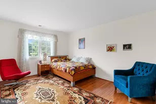 3813 Park Lake Dr, Rockville, MD 20853 - Photo 18