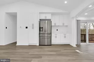 10607 Wayridge Dr, Montgomery Village, MD 20886 - Photo 12