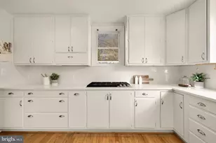 5731 Bradley Blvd, Bethesda, MD 20814 - Photo 10