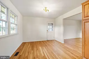 18724 Bloomfield Rd, Olney, MD 20832 - Photo 8