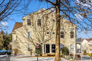 13003 Bridger Dr, Germantown, MD 20874 - Photo 2