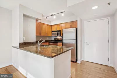 7500 Woodmont Avenue #S512, Bethesda, MD 20814 - Photo 8