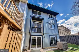 18509 Owl Run Way, Germantown, MD 20874 - Photo 32