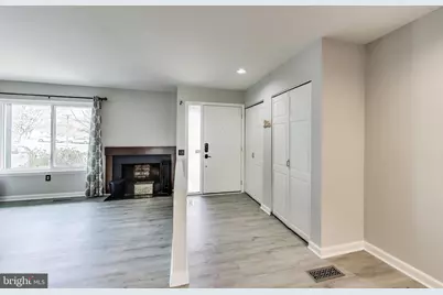 18509 Owl Run Way, Germantown, MD 20874 - Photo 2