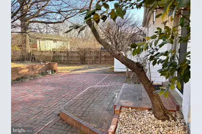 822 Harrington Road, Rockville, MD 20852 - Photo 4