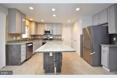 7010 Vega Court, Derwood, MD 20855 - Photo 6