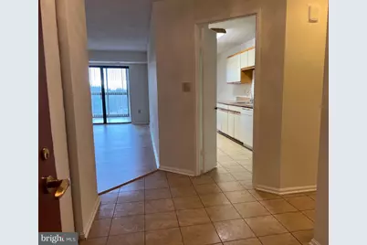15100 Interlachen Drive #4-709, Silver Spring, MD 20906 - Photo 6