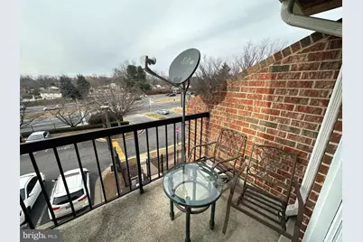 4033 Chesterwood Drive #4033, Silver Spring, MD 20906 - Photo 8