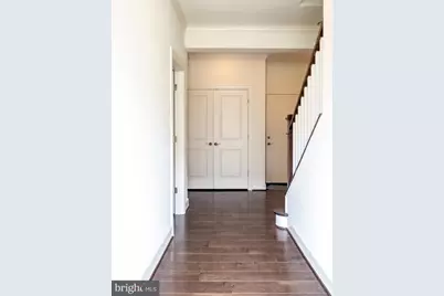 727 Crown Park Avenue, Gaithersburg, MD 20878 - Photo 2