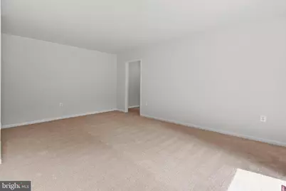 10626 Weymouth Street #204, Bethesda, MD 20814 - Photo 12