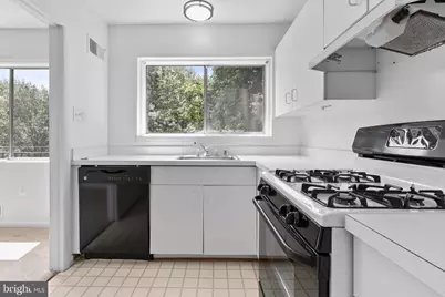 10626 Weymouth Street #204, Bethesda, MD 20814 - Photo 24