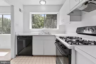 10626 Weymouth St, Bethesda, MD 20814 - Photo 24