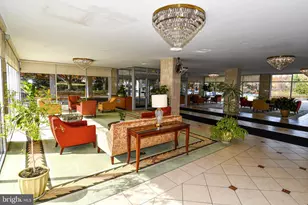 10201 Grosvenor Pl, Rockville, MD 20852 - Photo 30