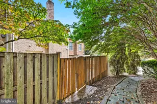 4828 Cloister Dr, Rockville, MD 20852 - Photo 50