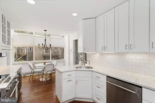 8005 Quarry Ridge Way, Bethesda, MD 20817 - Photo 16