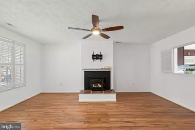 18656 Winding Creek Place, Germantown, MD 20874 - Photo 4