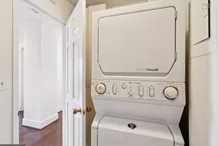 8101 Connecticut Ave, Chevy Chase, MD 20815 - Photo 26