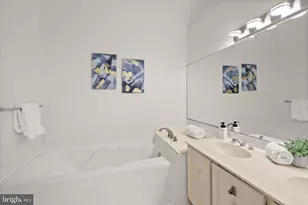 10923 Whiterim Dr, Potomac, MD 20854 - Photo 38