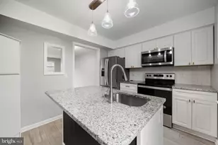 8 Supreme Ct, Gaithersburg, MD 20878 - Photo 6