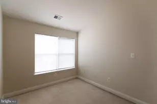 1017 Grand Champion Dr, Rockville, MD 20850 - Photo 22