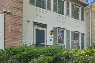 10904 Wickshire Way, Rockville, MD 20852 - Photo 6