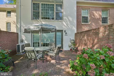 10904 Wickshire Way #F-3, Rockville, MD 20852 - Photo 4