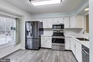 18963 Ferry Landing Cir, Germantown, MD 20874 - Photo 4