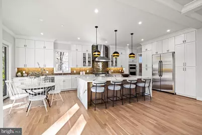 7008 Amy Lane, Bethesda, MD 20817 - Photo 4