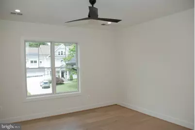 7008 Amy Lane, Bethesda, MD 20817 - Photo 14