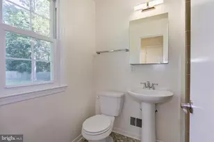 10541 Farnham Dr, Bethesda, MD 20814 - Photo 44