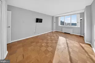 10500 Rockville Pik, Rockville, MD 20852 - Photo 6