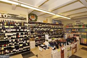 10500 Rockville Pik, Rockville, MD 20852 - Photo 14