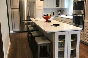 19004 Hempstone Ct, Poolesville, MD 20837 - Photo 2