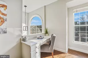 558 Longhorn Crescent, Rockville, MD 20850 - Photo 18