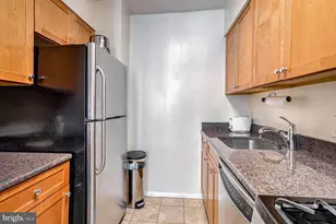 4801 Fairmont Ave, Bethesda, MD 20814 - Photo 8