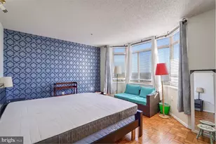 4801 Fairmont Ave, Bethesda, MD 20814 - Photo 12