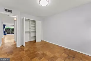 7541 Spring Lake Dr, Bethesda, MD 20817 - Photo 8