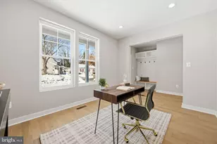 607 Burgundy Dr, Rockville, MD 20850 - Photo 14