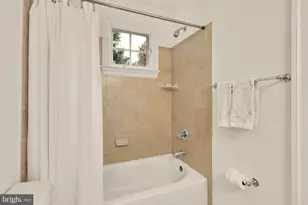 5301 McKinley St, Bethesda, MD 20814 - Photo 48